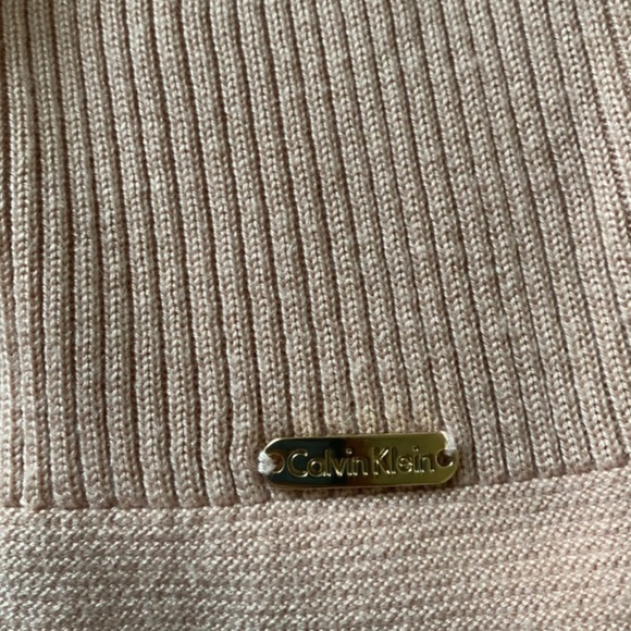 New Calvin Klein Zip Up Jacket/Sweater! - Picture 3 of 3